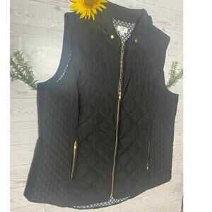 Crown & Ivy Black Quilted Zip-Up Vest with Gold Hardware – Size XL